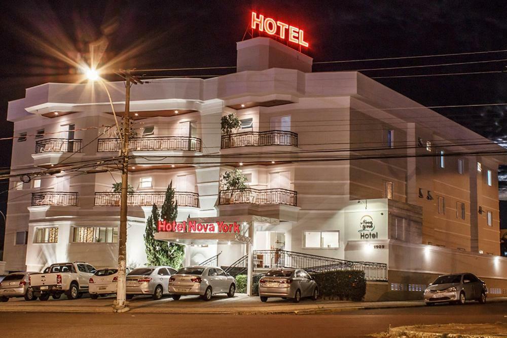 Hotel Nova York Araçatuba Extérieur photo